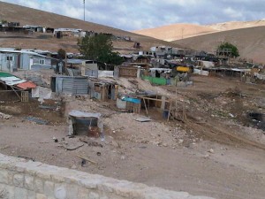 Il villaggio beduino di al khan al ahmor