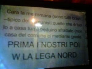 Il manifesto  della Lega affisso ad Adro contro Romana Gandossi