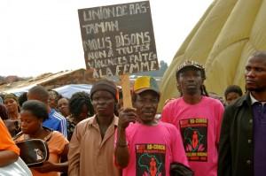 one bilion rising-uomini